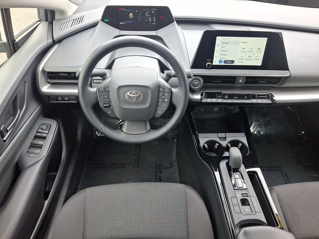 Used 2025 Toyota Prius LE FWD image 21