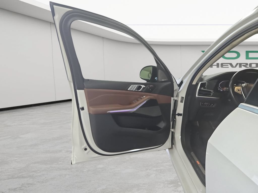 Used 2021 BMW X7 xDrive40i w/ Premium Package AWD/4WD image 47