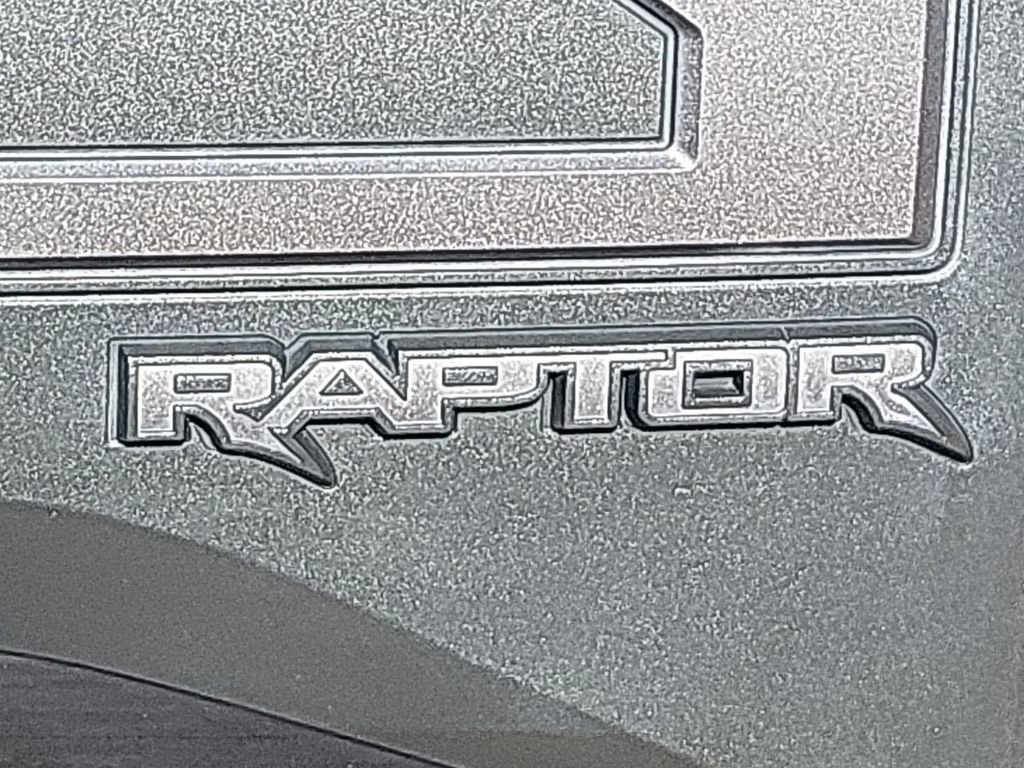 Used 2019 Ford F150 Raptor w/ Equipment Group 802A Luxury AWD/4WD image 39