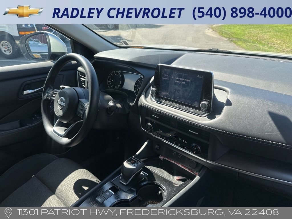 Used 2024 Nissan Rogue SV AWD/4WD image 6