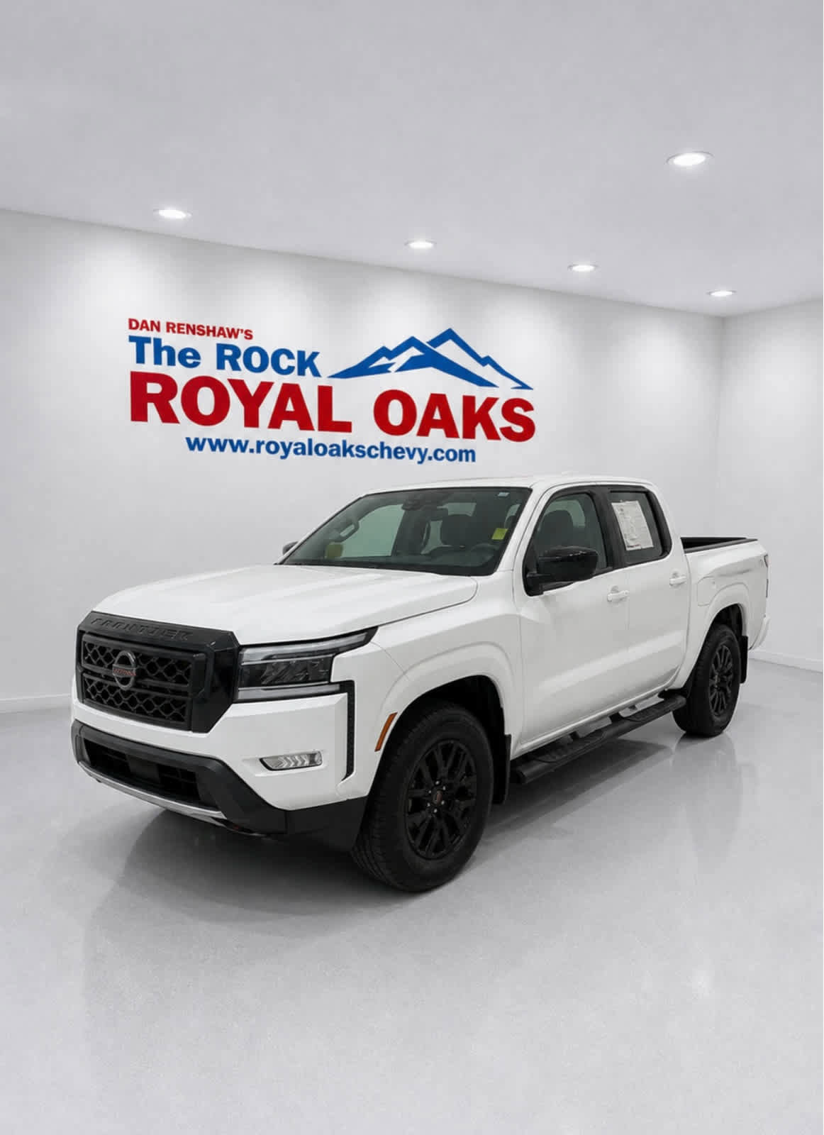 Used 2023 Nissan Frontier SV w/ Midnight Edition Package