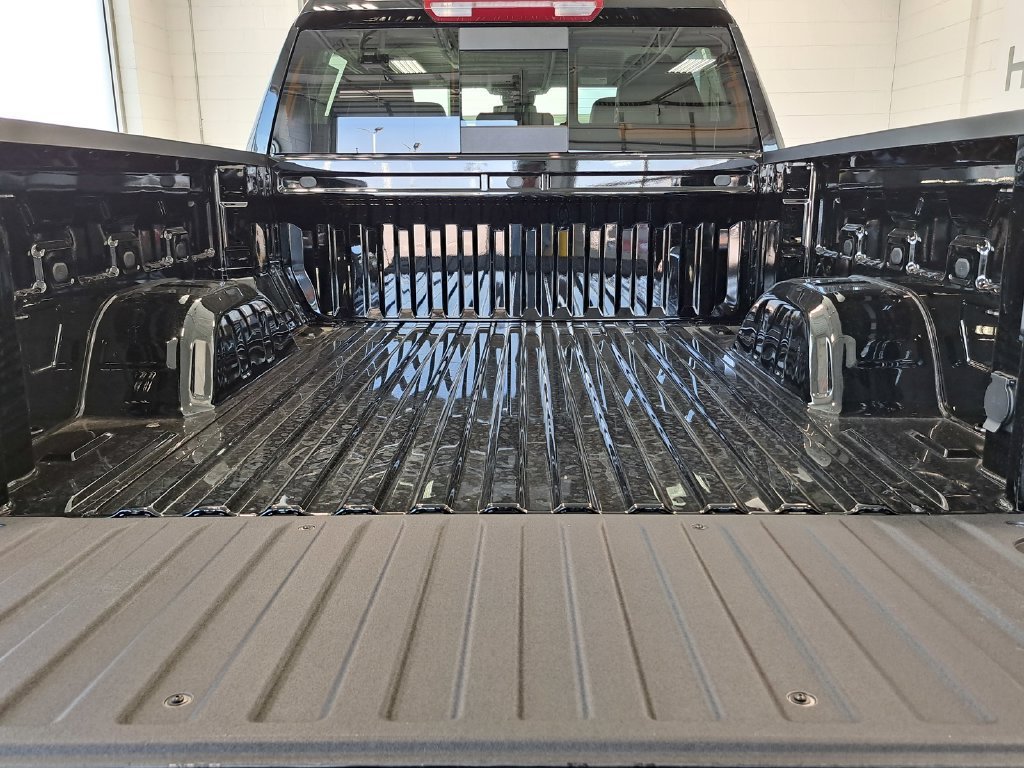 New 2026 Chevrolet Silverado 1500 LT w/ Z71 Off-Road Package AWD/4WD image 14