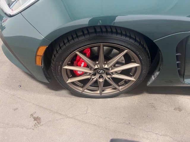 Used 2025 Toyota GR86 Hakone Edition RWD image 24