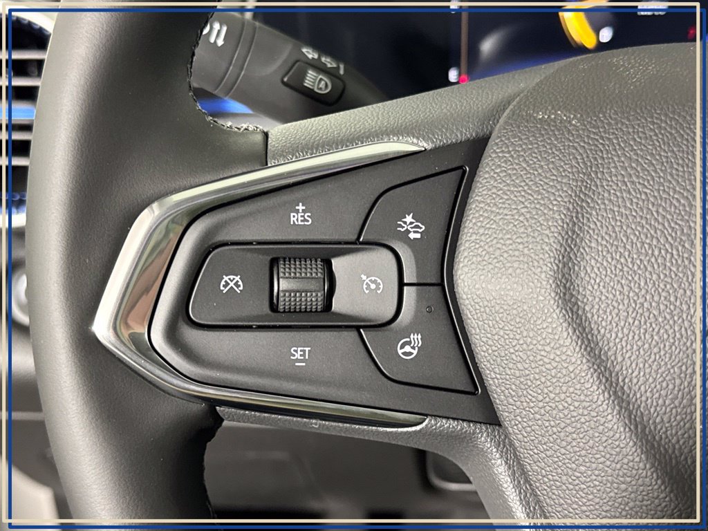 New 2026 Chevrolet Trax LT w/ LT Convenience Package FWD image 14