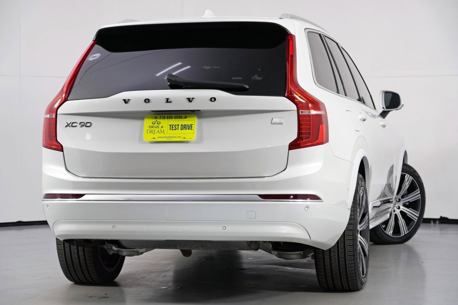 Used 2024 Volvo XC90 T8 Ultimate w/ Protection Package Premier image 5