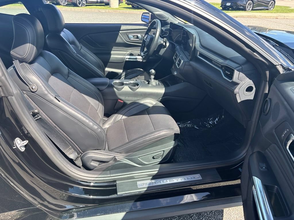 Used 2024 Ford Mustang GT Premium RWD image 25