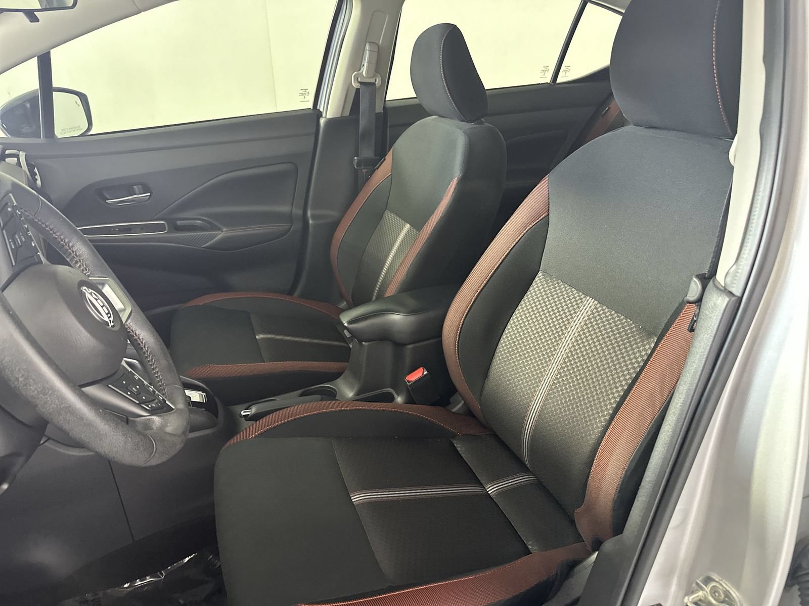 Certified 2024 Nissan Versa SR w/ Trunk Package FWD image 11