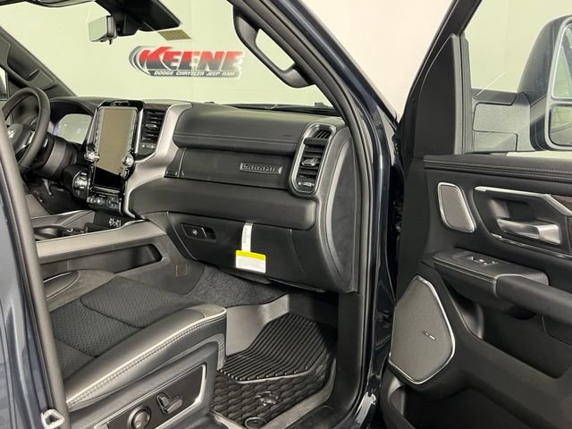New 2027 RAM 1500 Laramie w/ Night Edition AWD/4WD image 32