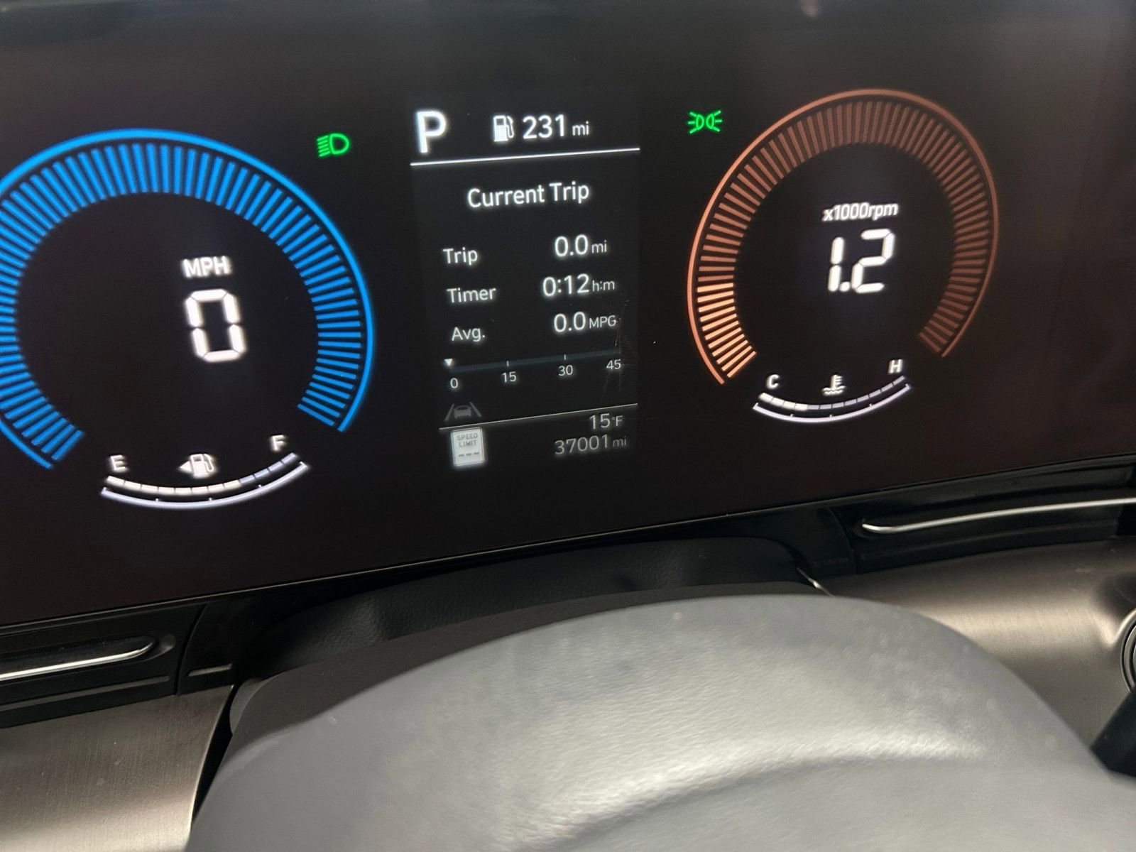 Used 2025 Hyundai Kona SEL image 41