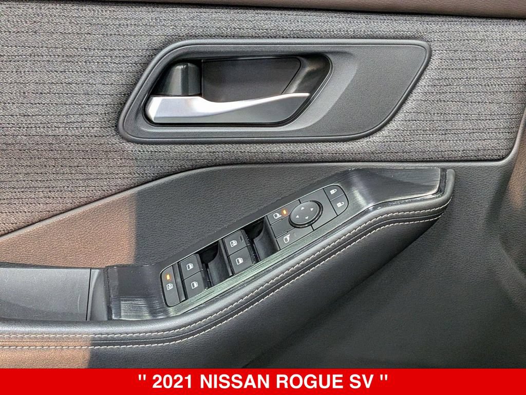 Used 2021 Nissan Rogue SV AWD/4WD image 15