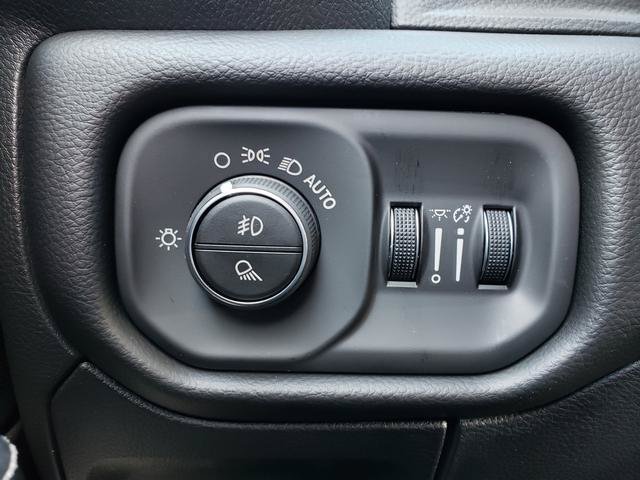 New 2027 RAM 1500 Laramie w/ Night Edition AWD/4WD image 28