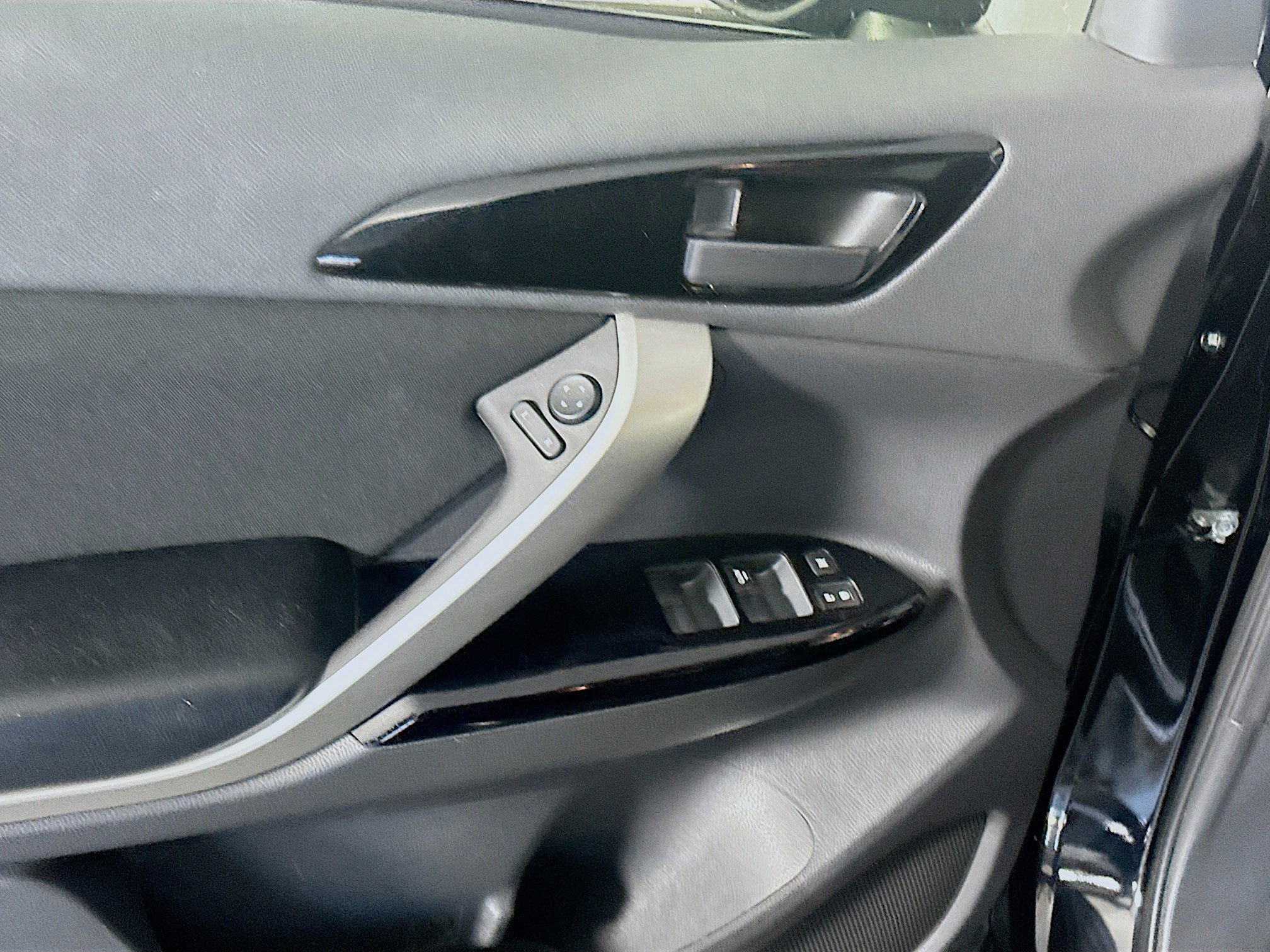 Used 2024 Mitsubishi Eclipse Cross LE image 15