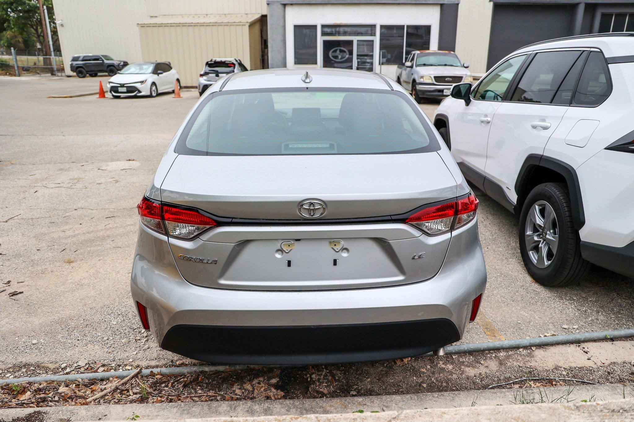 Certified 2025 Toyota Corolla LE image 9