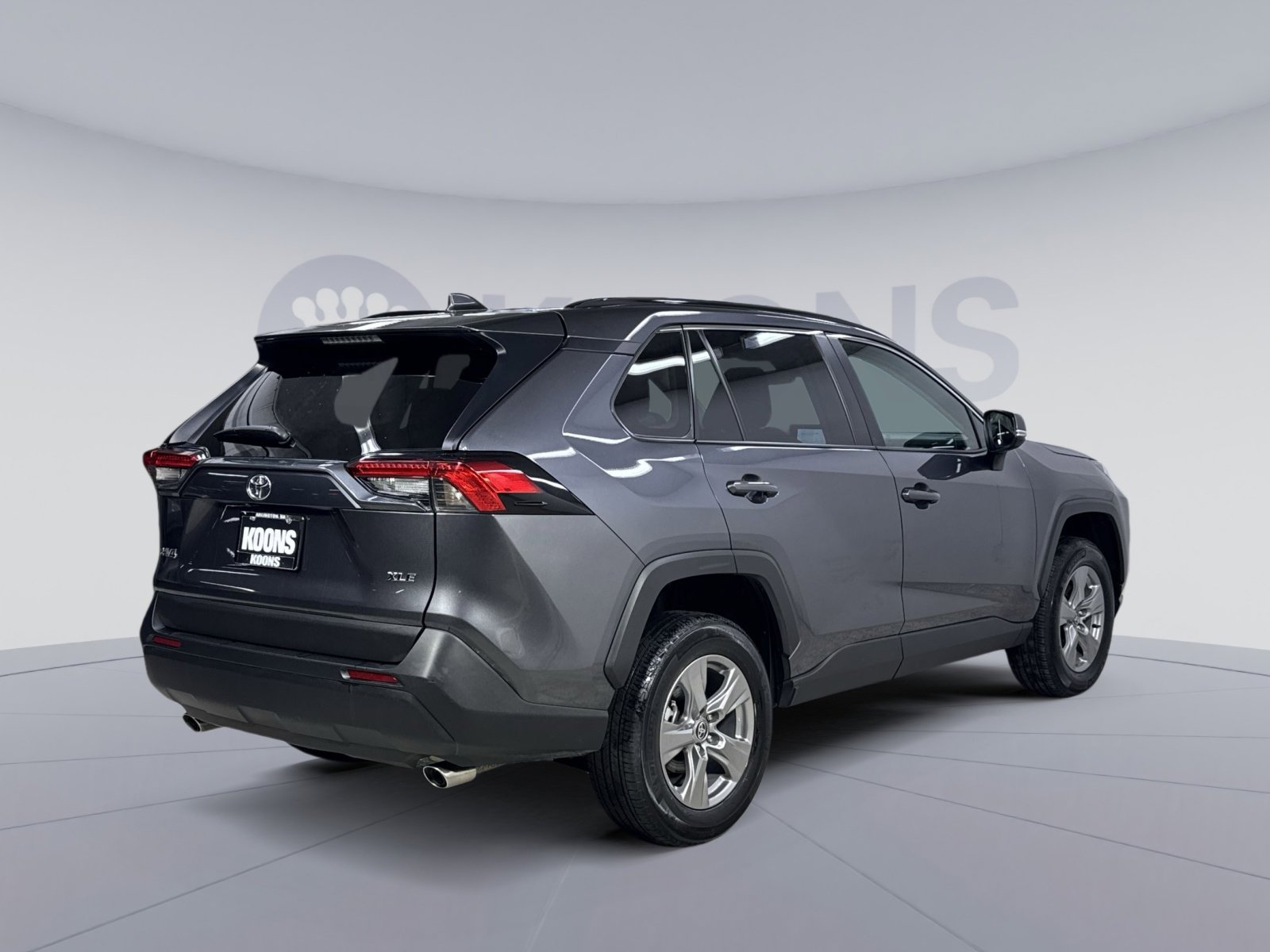 Used 2025 Toyota RAV4 XLE image 12