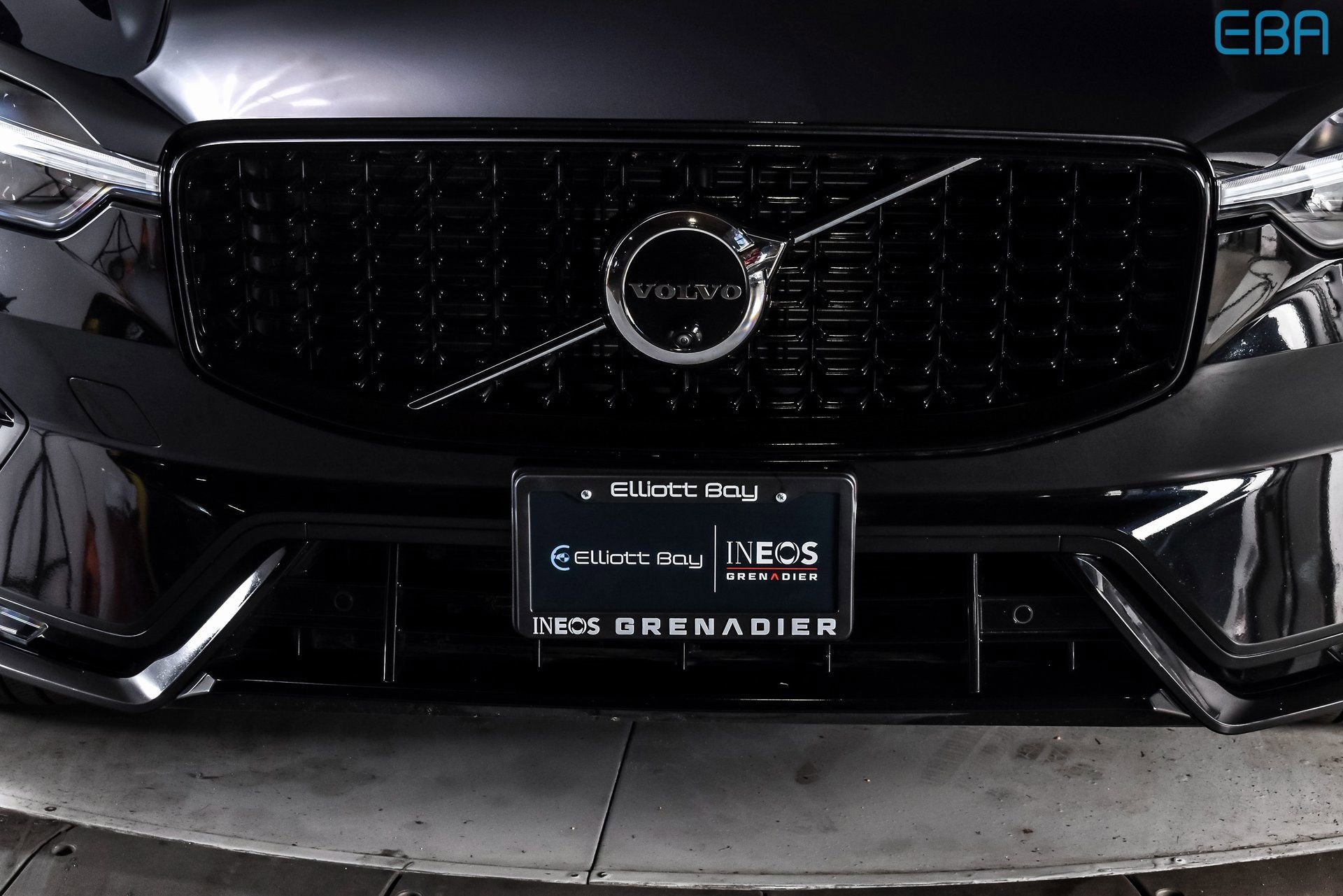 Used 2025 Volvo XC60 B5 Plus AWD/4WD image 9