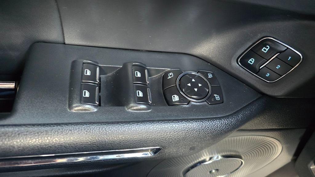 Used 2022 Ford Expedition Max Limited image 25