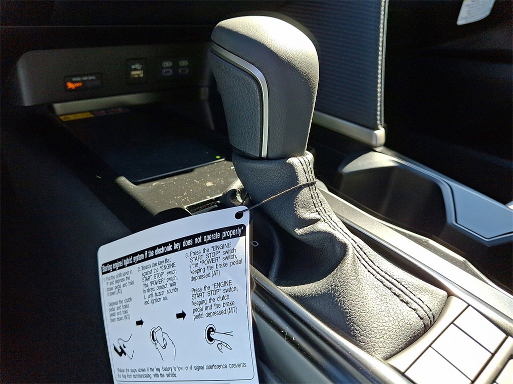 New 2026 Toyota Camry SE image 10
