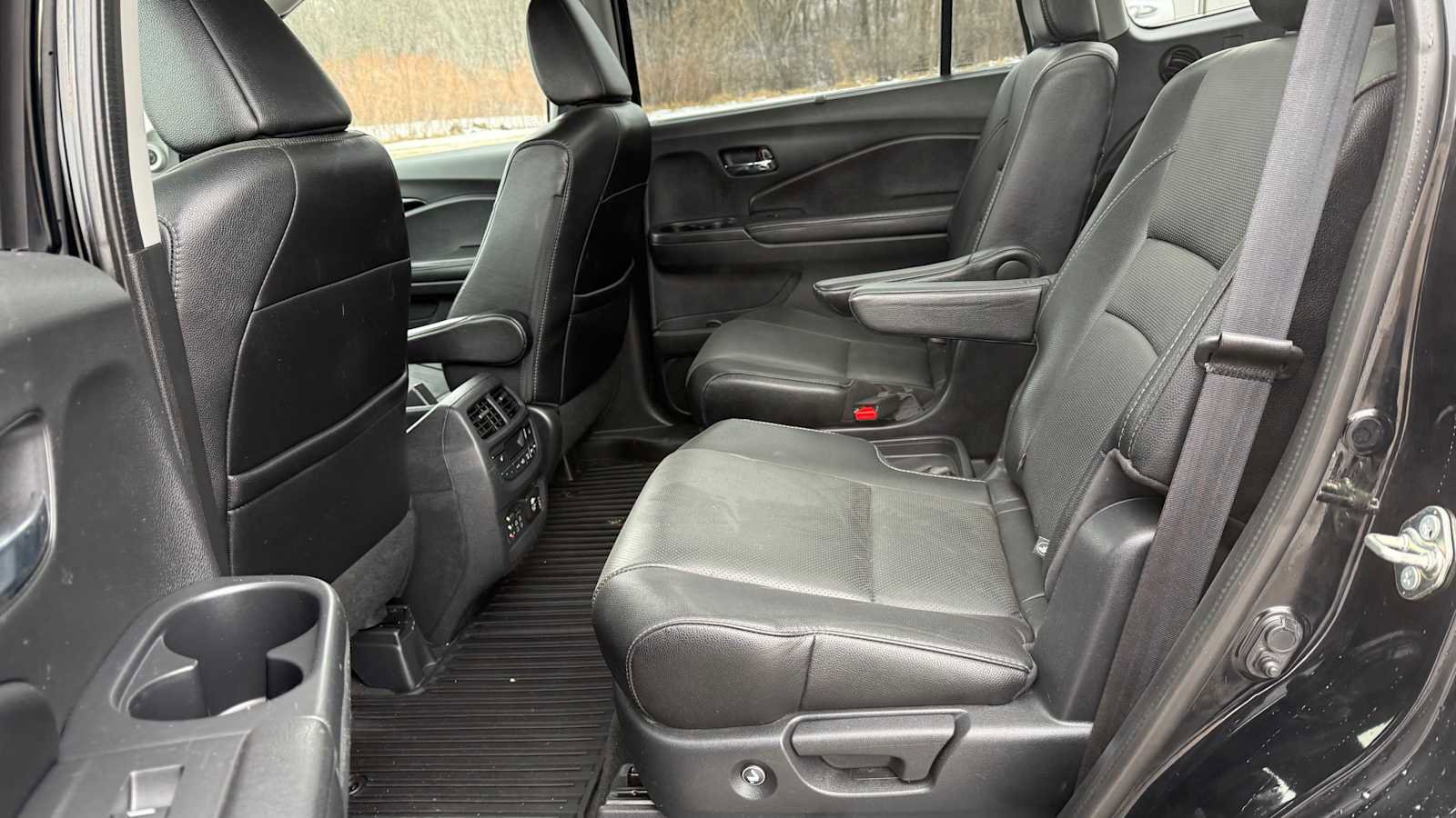 Used 2017 Honda Pilot Elite image 8