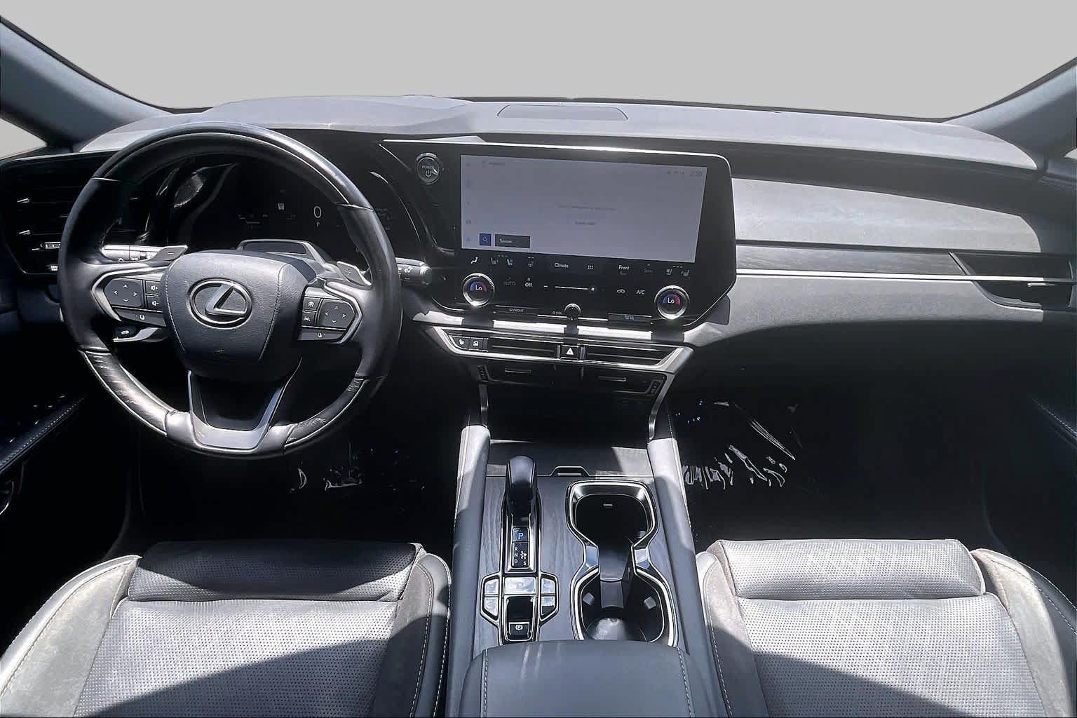 Used 2025 Lexus RX 450h AWD w/ Convenience Package image 16