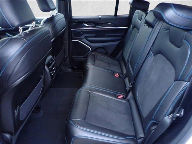 Used 2022 Jeep Grand Cherokee Trailhawk w/ Advanced Protech Group II image 10