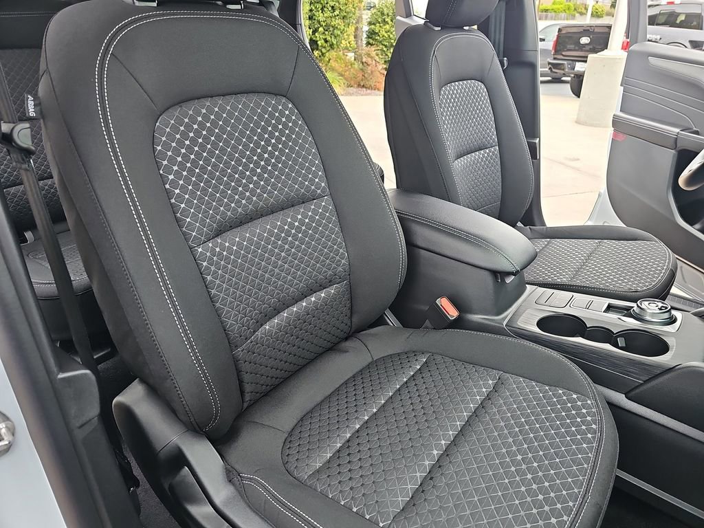New 2025 Ford Escape Active image 10