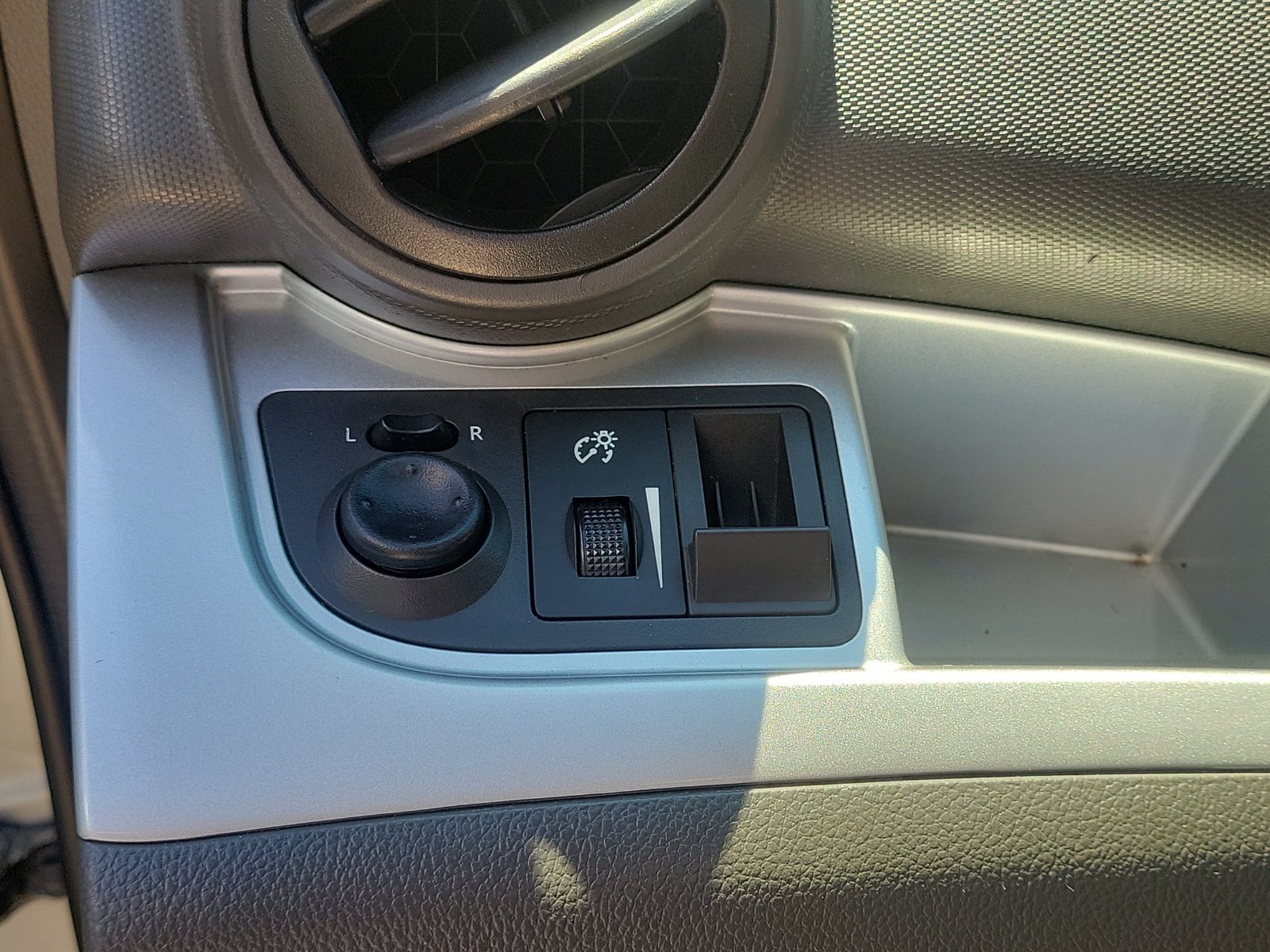 Used 2013 Chevrolet Spark LT FWD image 14