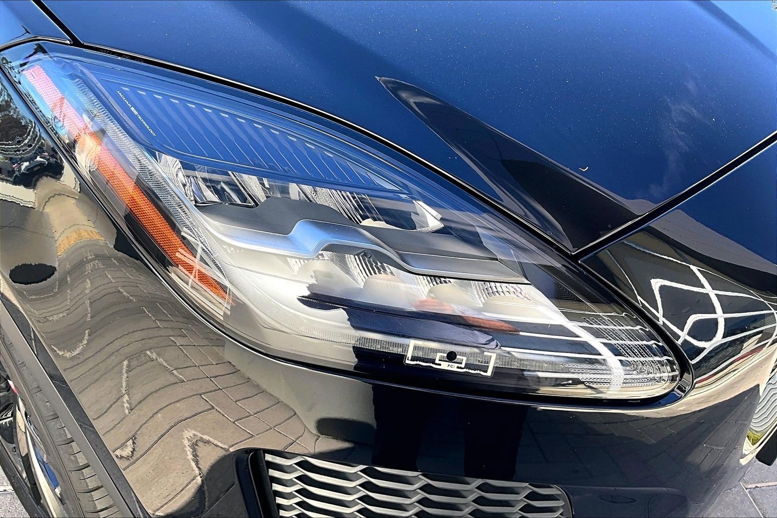 Used 2020 Jaguar E-PACE SE image 28