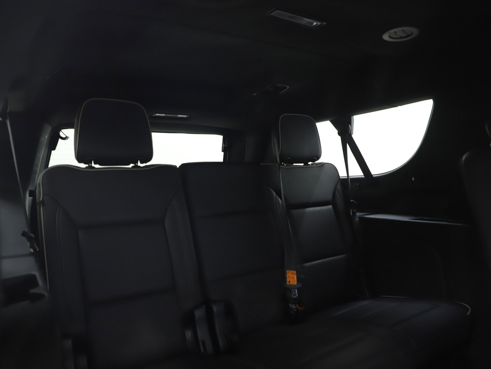 Used 2023 Chevrolet Suburban Premier AWD/4WD image 12