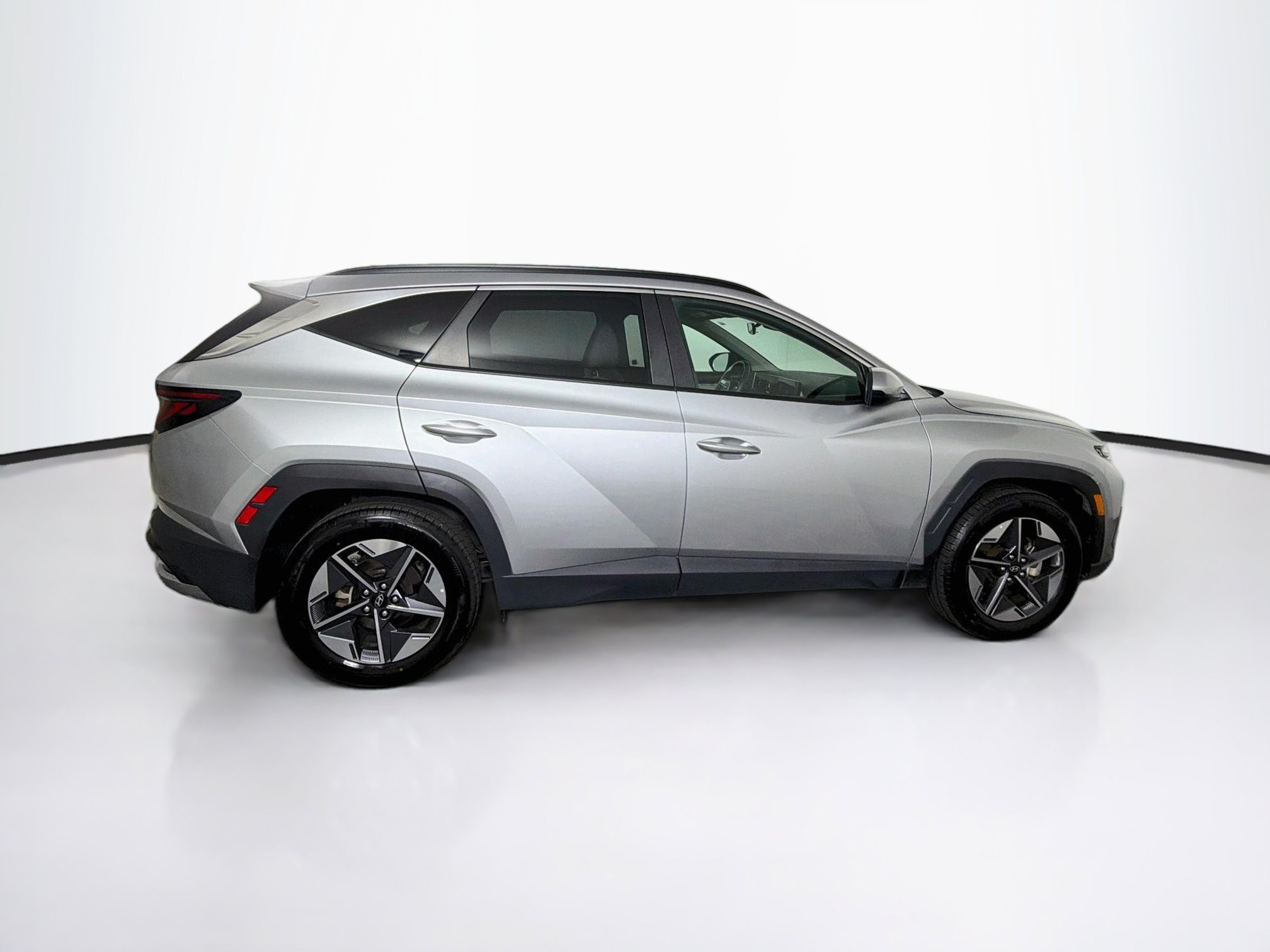 Used 2025 Hyundai Tucson SEL FWD image 10