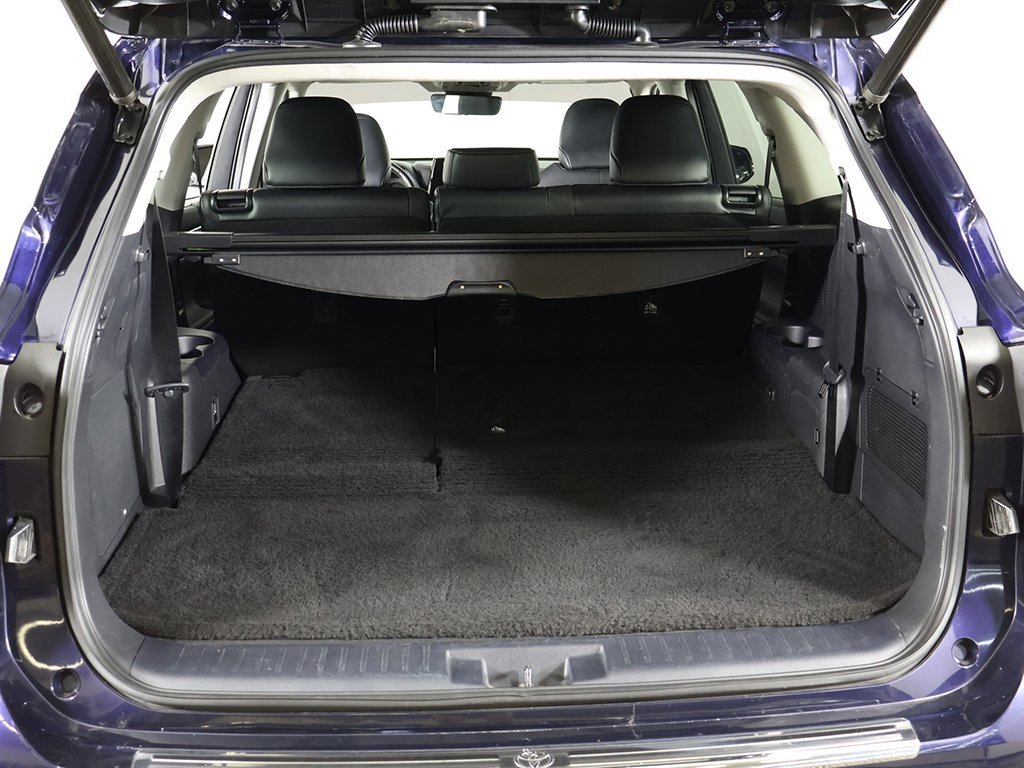 Used 2020 Toyota Highlander Limited image 22