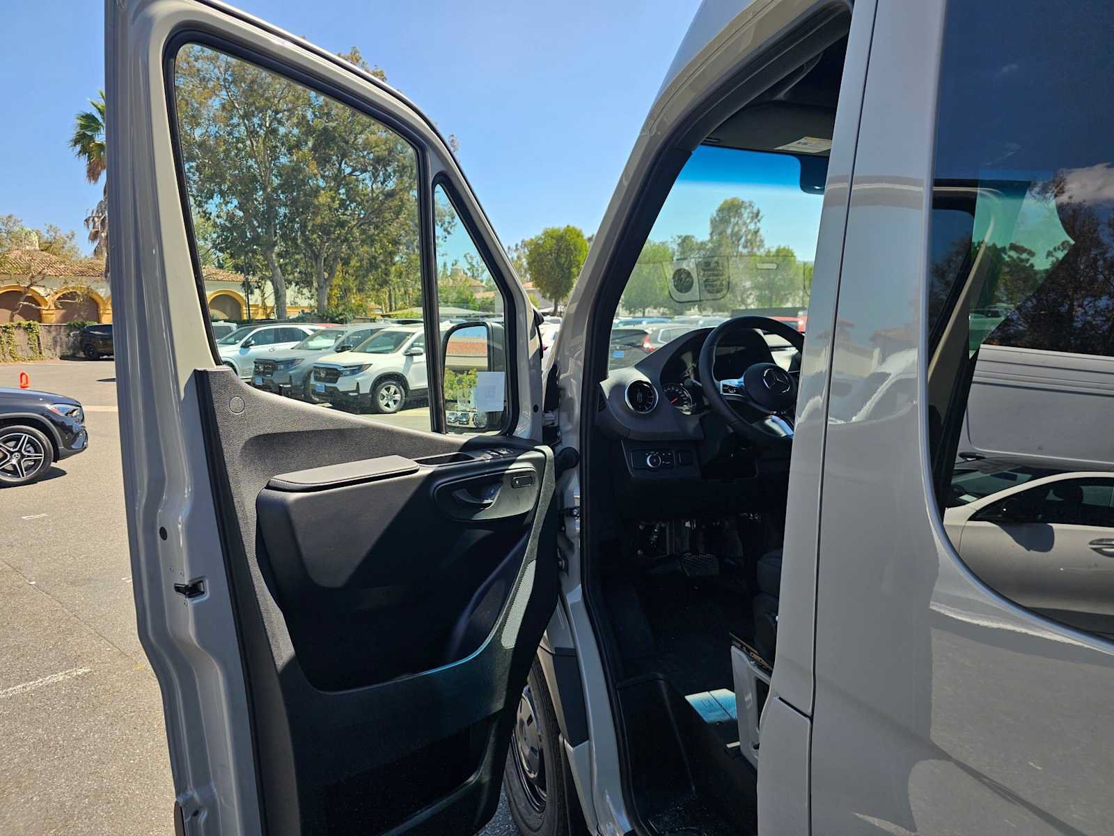 New 2026 Mercedes-Benz Sprinter 2500 image 17