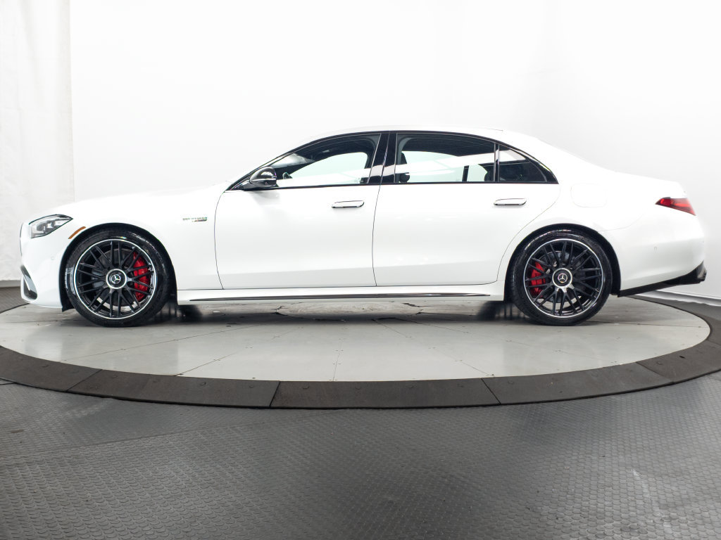 Used 2025 Mercedes-Benz S 63 AMG S image 4