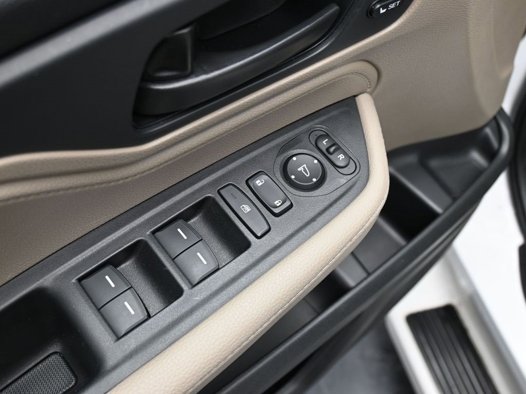 Used 2024 Honda Odyssey EX-L image 31