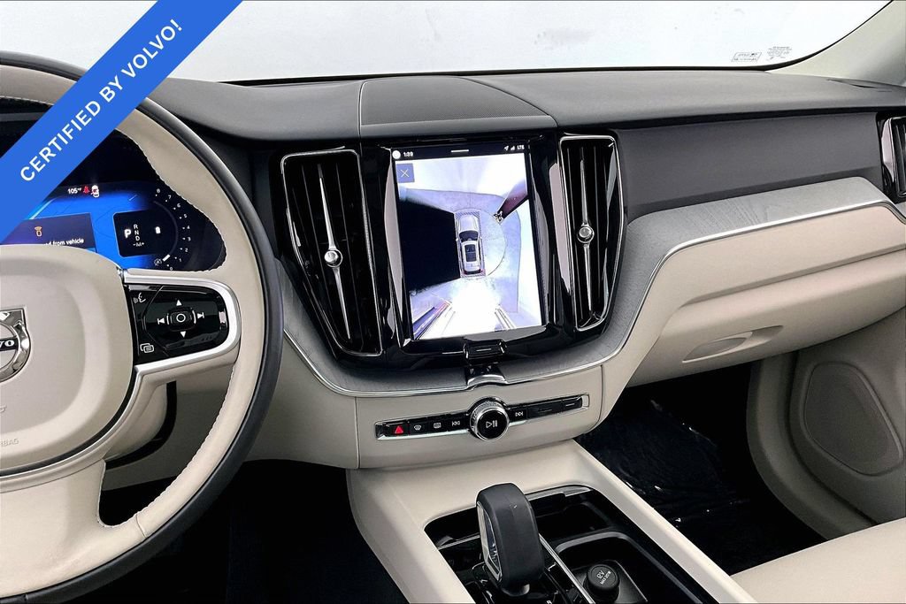 Certified 2025 Volvo XC60 B5 Plus AWD/4WD image 7