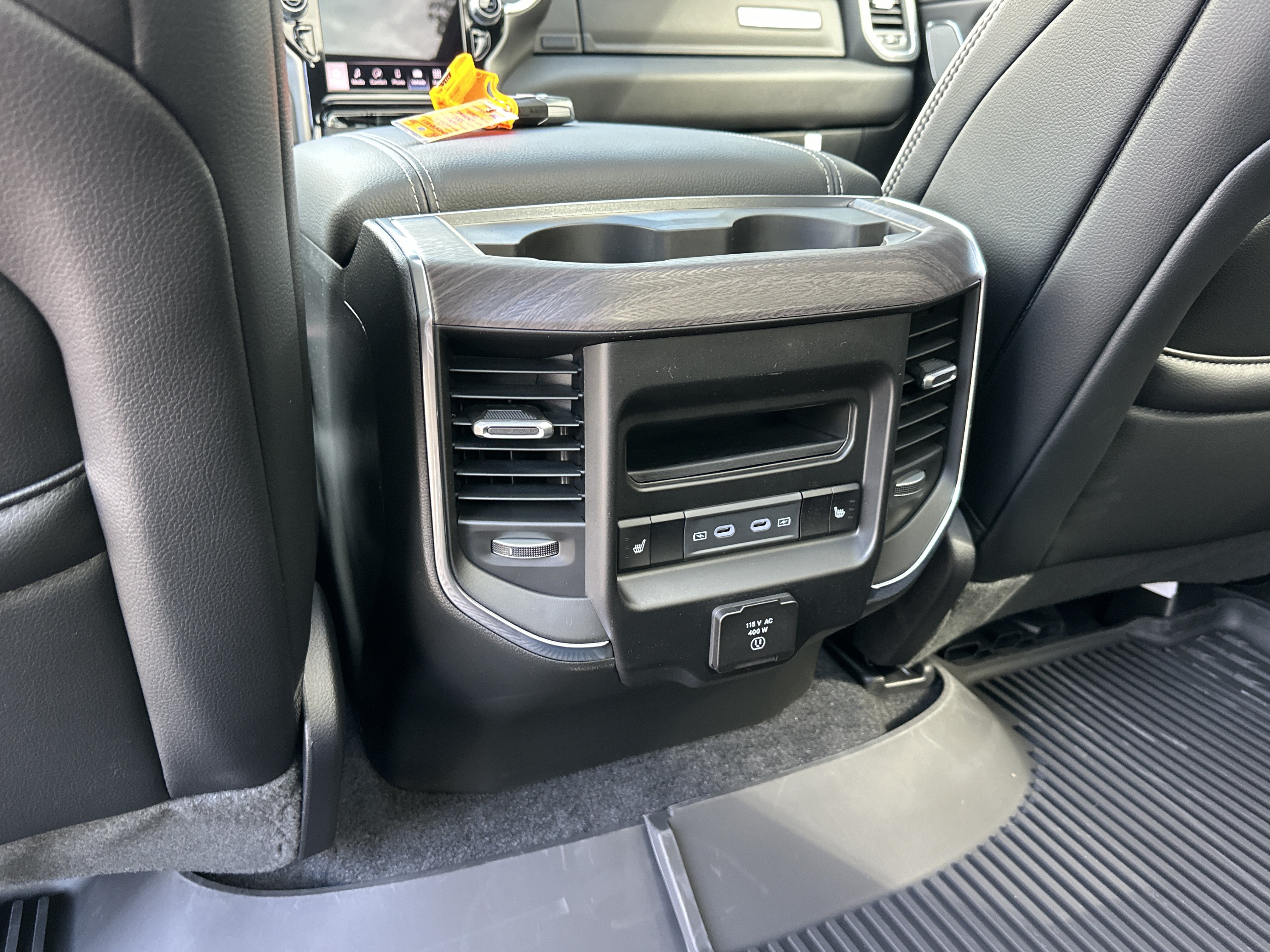 New 2027 RAM 1500 Laramie AWD/4WD image 32
