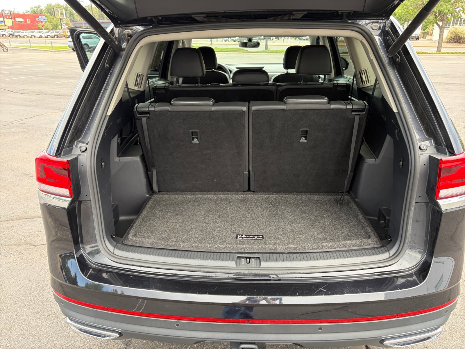 Used 2023 Volkswagen Atlas SE AWD/4WD image 34