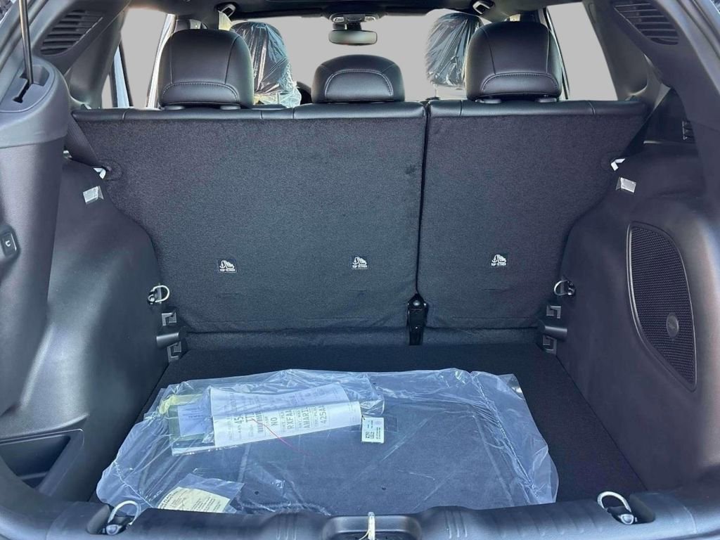 New 2026 Jeep Compass Limited w/ Sun, Sound & Navigation Group image 4