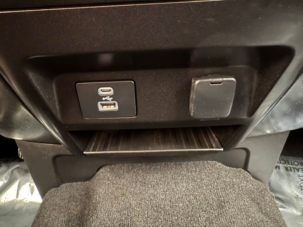 Used 2021 Ford F350 XLT w/ XLT Value Package image 36