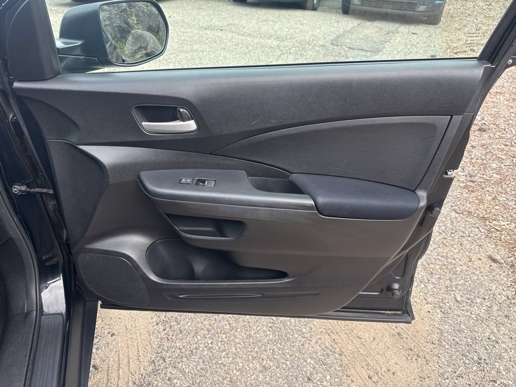 Used 2015 Honda CR-V LX image 18