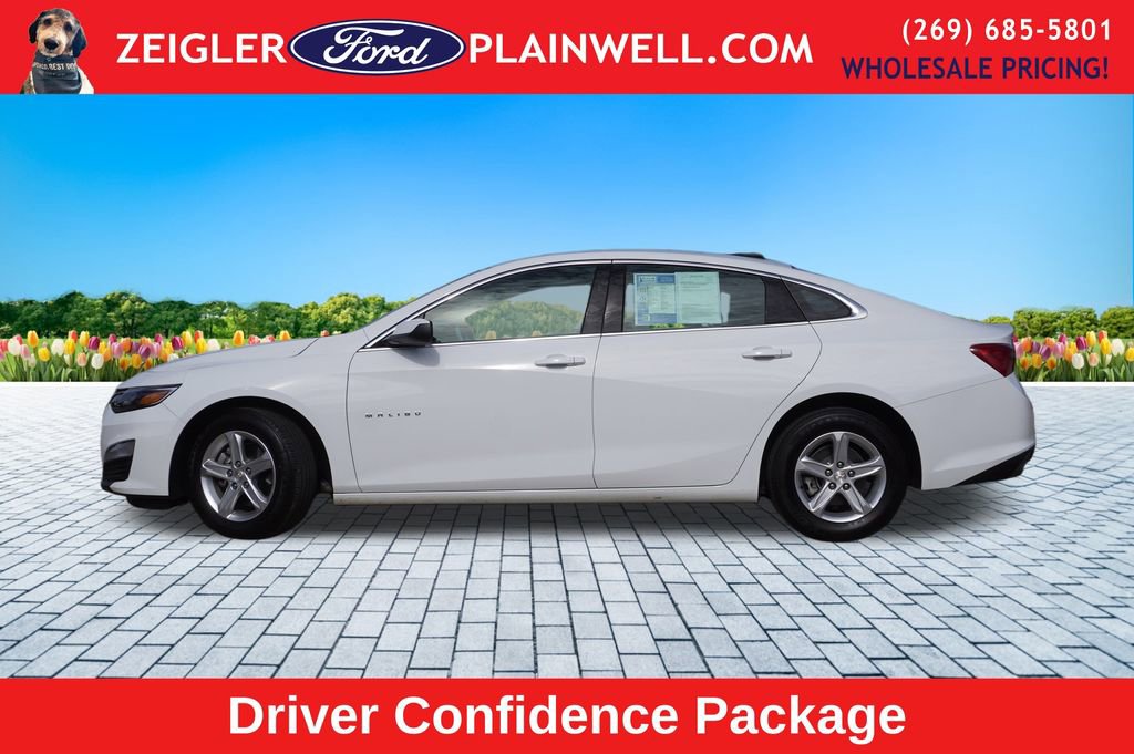 Used 2024 Chevrolet Malibu LS w/ Driver Confidence Package image 2
