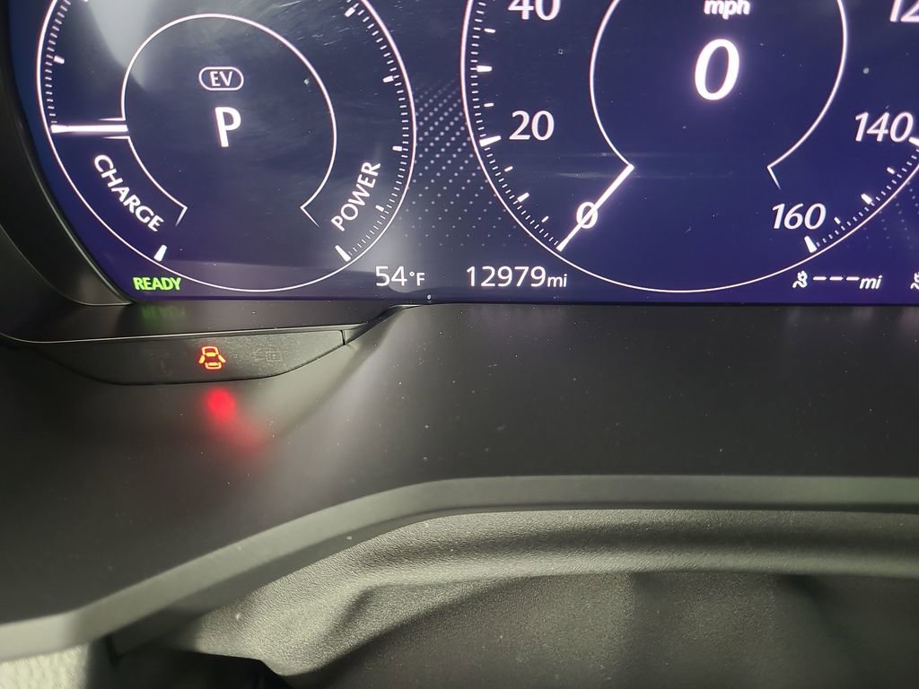 Used 2025 MAZDA CX-70 Plug-In Hybrid w/ Premium Pkg image 11