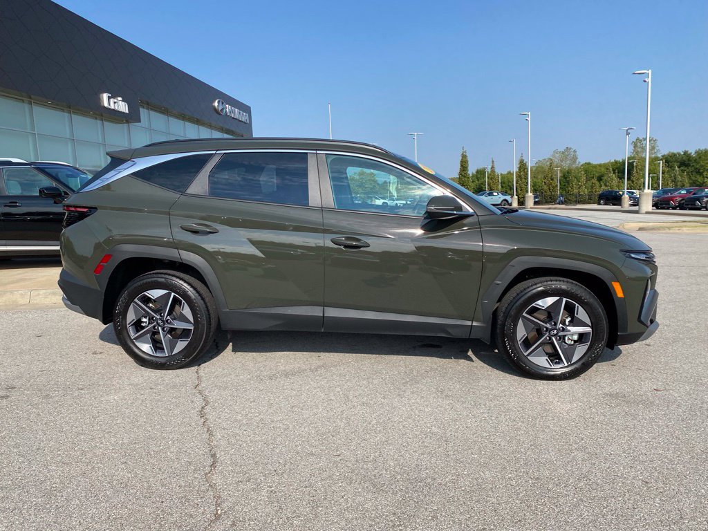 Used 2025 Hyundai Tucson SEL AWD/4WD image 8
