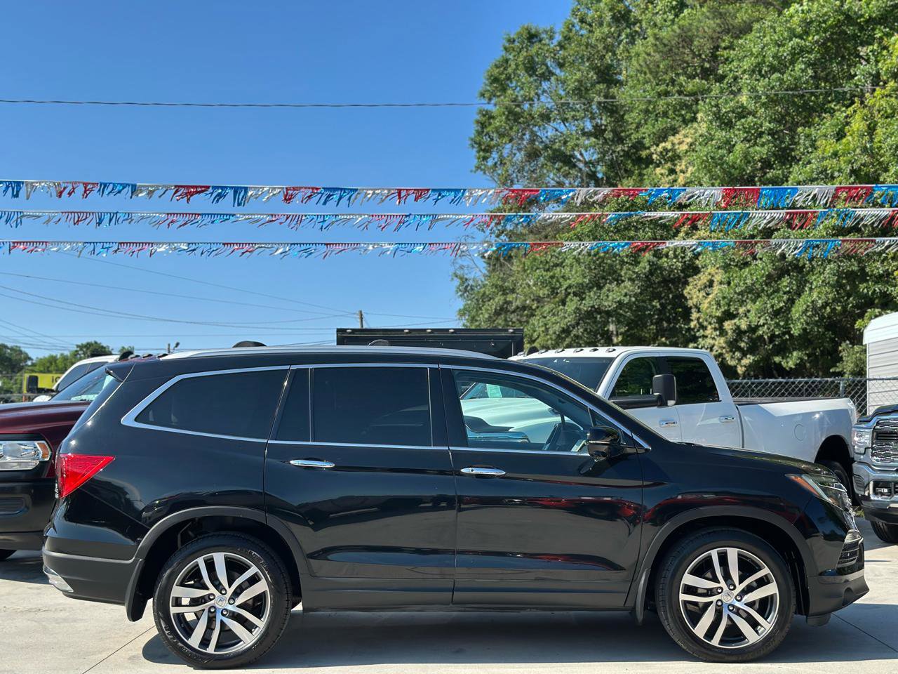 Used 2016 Honda Pilot Touring image 8