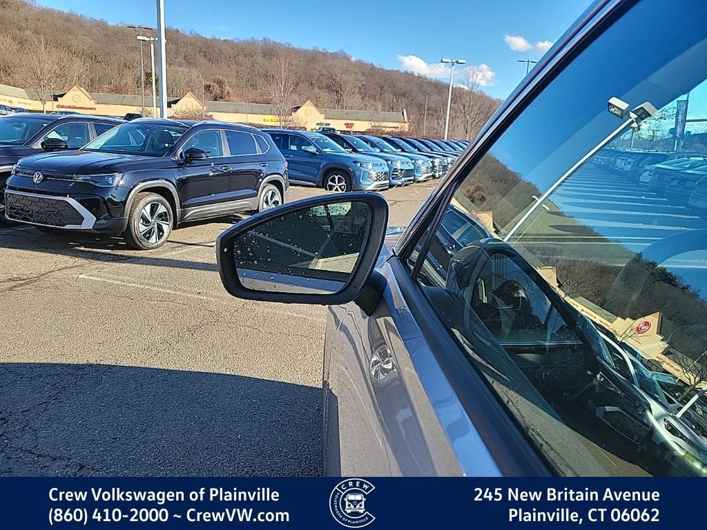 New 2026 Volkswagen Tiguan SE image 26