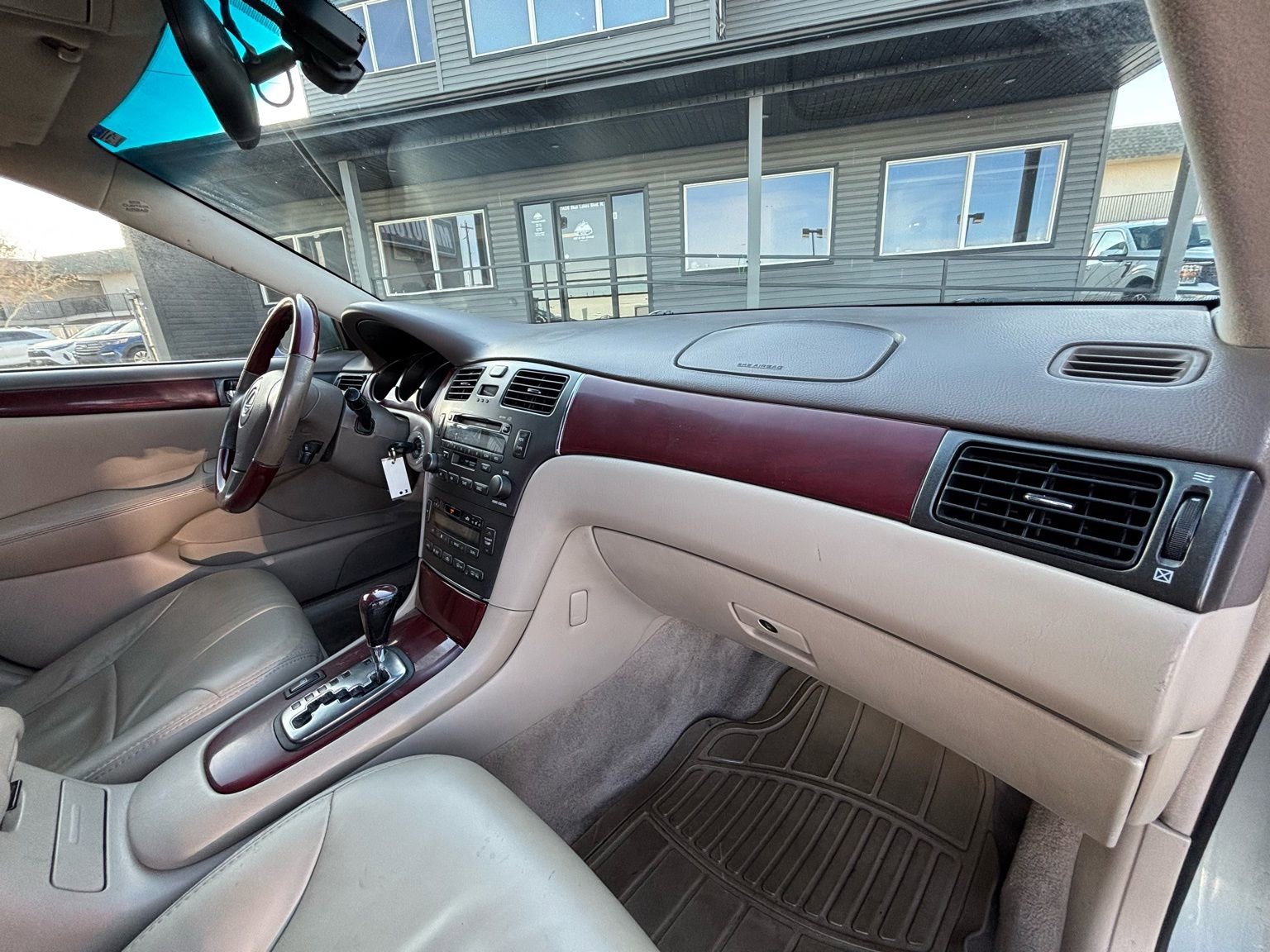 Used 2004 Lexus ES 330 image 22