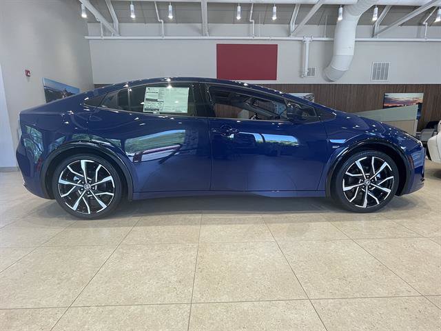 New 2026 Toyota Prius Plug-In Hybrid FWD image 8