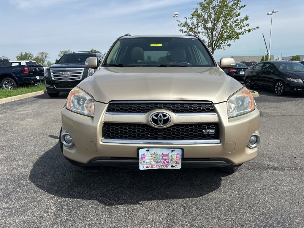 Used 2009 Toyota RAV4 Limited AWD/4WD image 2