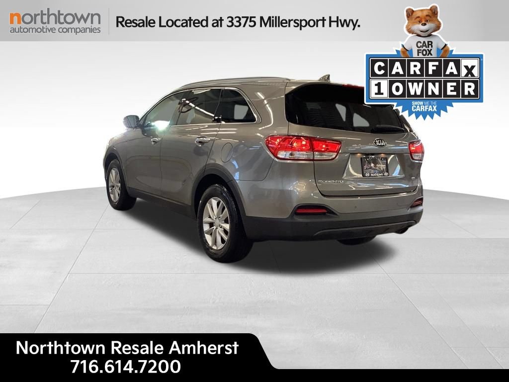 Used 2016 Kia Sorento FWD w/ LX Convenience Package image 3