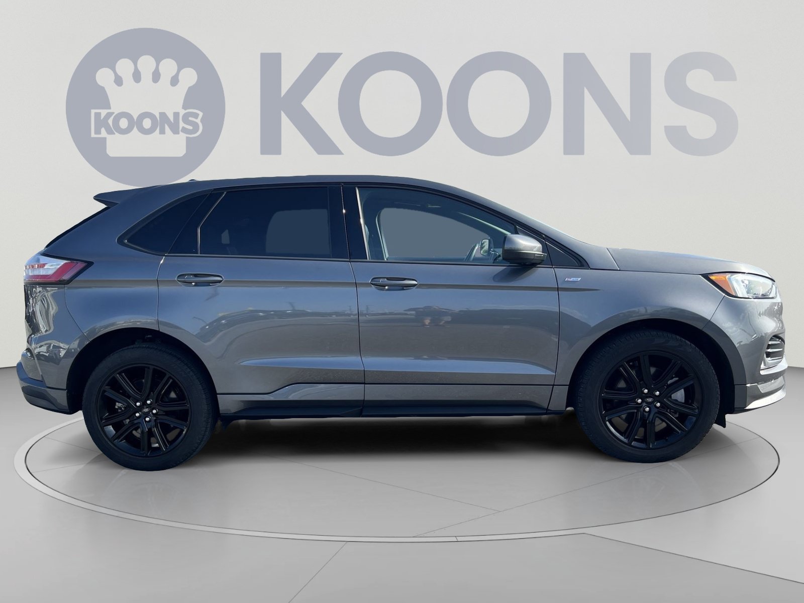 Certified 2024 Ford Edge ST-Line w/ Class II Trailer Tow Package AWD/4WD image 17