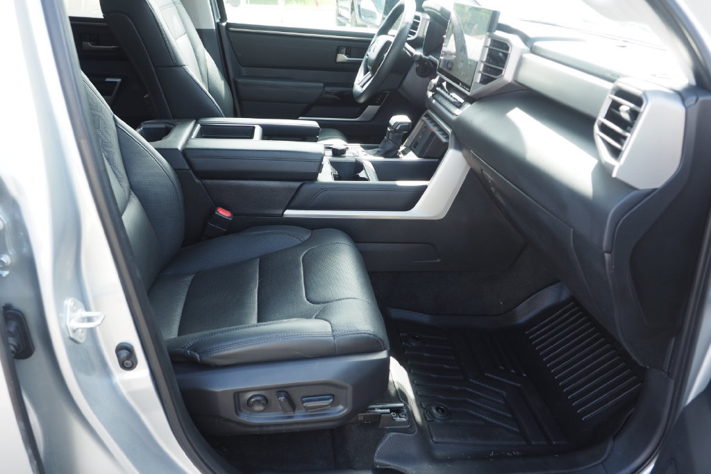 Used 2023 Toyota Tundra Limited w/ TRD Off-Road Package AWD/4WD image 24